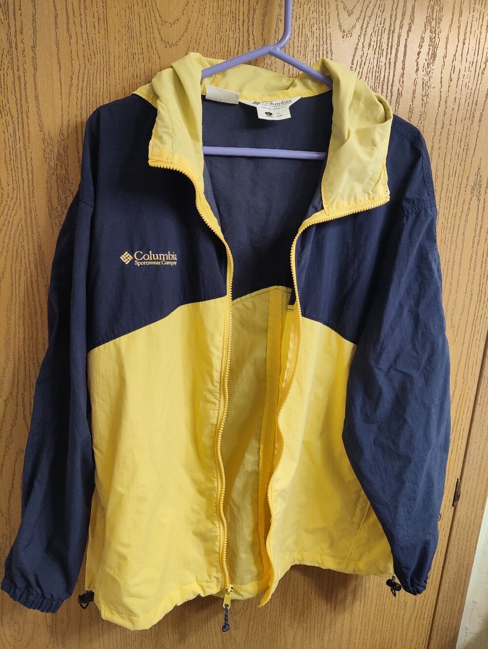Columbia Yellow and Navy Hooded Rain Shell